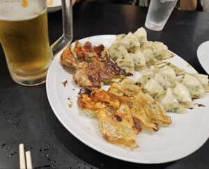 投稿についてもっと詳しく 名古屋・伏見の老舗町中華「香蘭園」餃子とネギ頭の旨さ