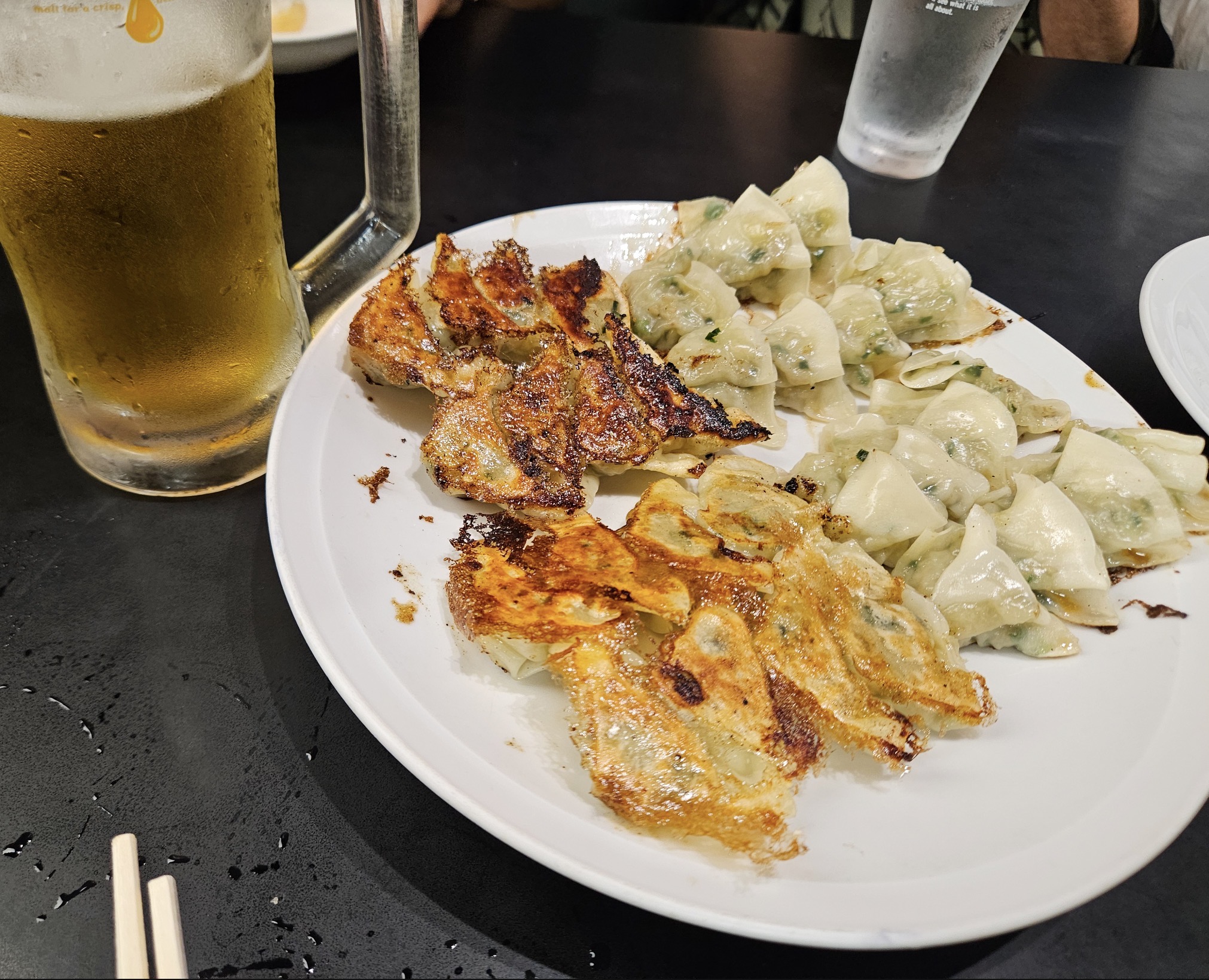 投稿についてもっと詳しく 名古屋・伏見の老舗町中華「香蘭園」餃子とネギ頭の旨さ